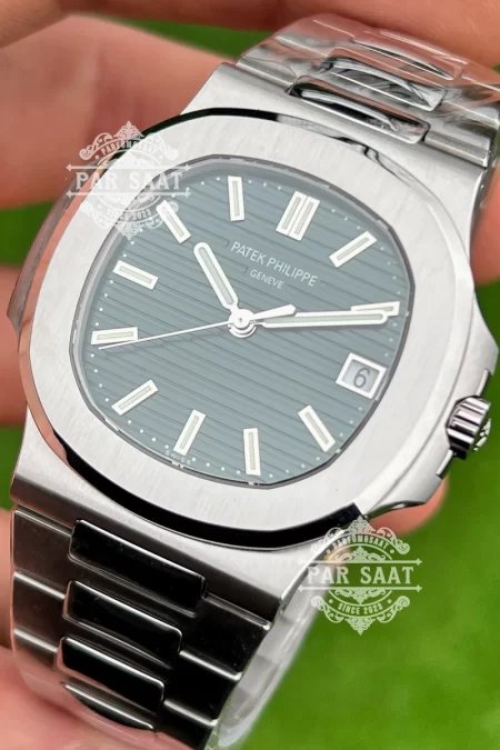 Patek Philippe Nautilus 5711 Yeşil Sunburst Kadran PPF